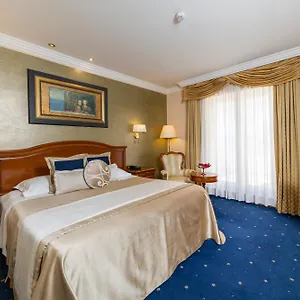 hotel-niko.hotelinzadar.com/